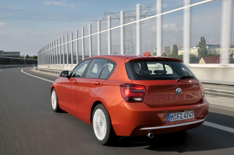  BMW 120d Urban Line 2011 года  (фото 107 из 193)